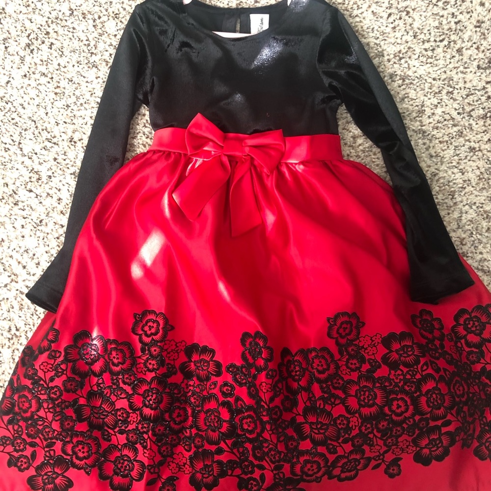 Girls holiday dress